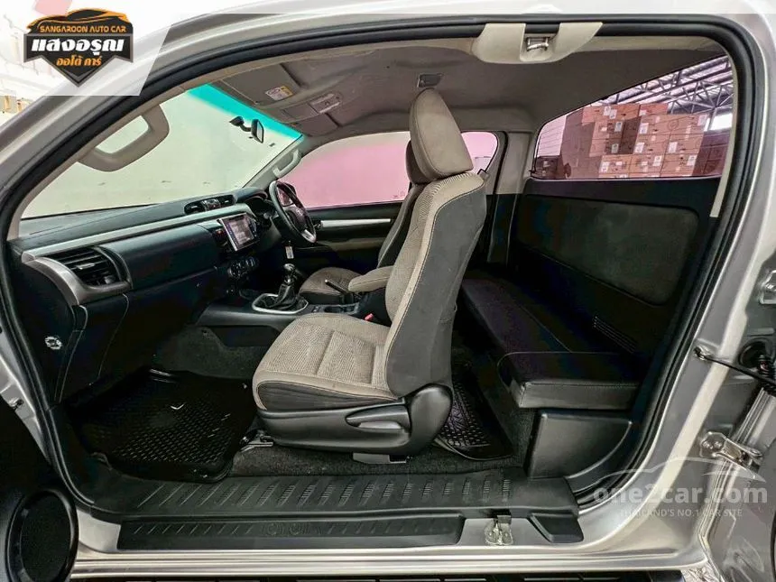 2018 Toyota HILUX REVO E Plus Prerunner Smart Cab Pickup