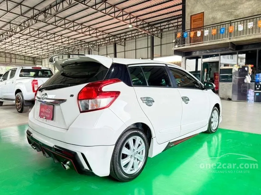 2017 Toyota YARIS G Hatchback