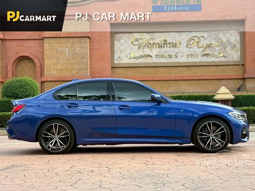 2021 BMW 330e M Sport Sedan
