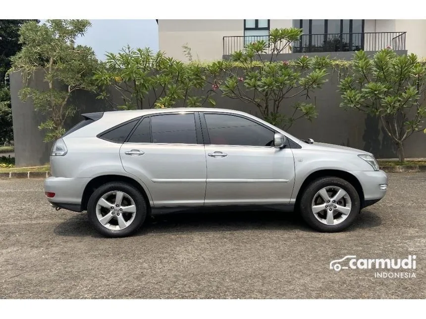 2013 Toyota Harrier 240G Premium SUV