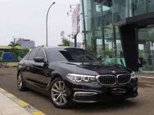 BMW 520i 2.0 Luxury AT 2019 Nik. 2018 Hitam TDP 233jt Kondisi mobil istimewa bergaransi dan dijamin siap pakai