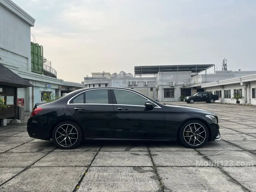2015 Mercedes-Benz C250 AMG Sedan