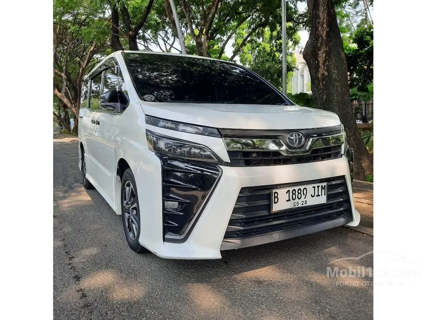 Jual Mobil Toyota Voxy 2018 2.0 di DKI Jakarta Automatic Wagon Putih Rp 330.000.000