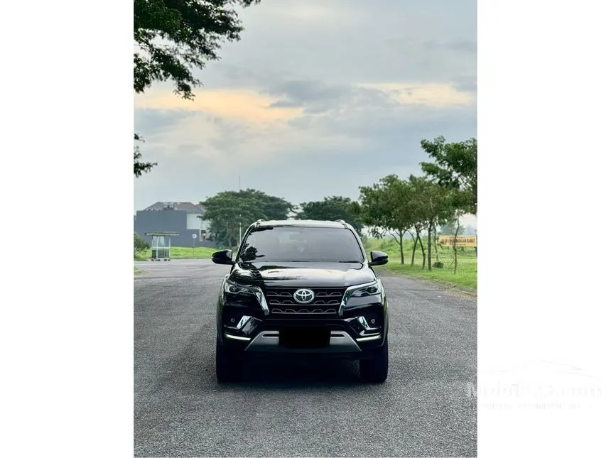 2022 Toyota Fortuner VRZ 4X2 SUV