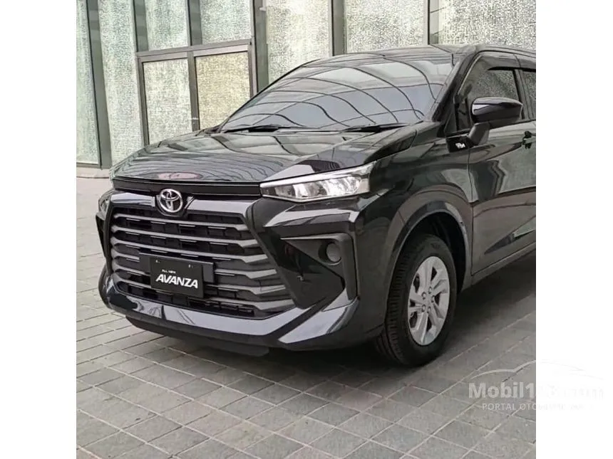 Jual Mobil Toyota Avanza 2024 E 1.3 di Banten Manual MPV Hitam Rp 230.000.000