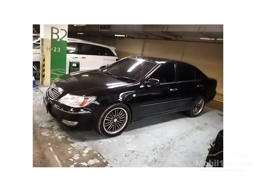 2003 Toyota Camry V Sedan