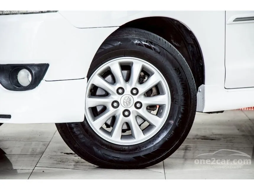 2013 Toyota INNOVA V Wagon