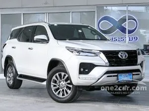 2022 Toyota FORTUNER 2.4 V SUV