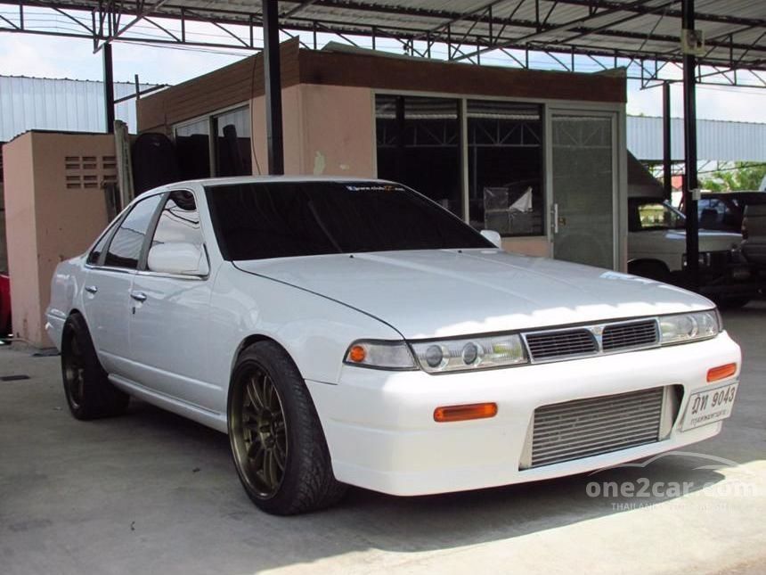 Nissan cefiro 1990