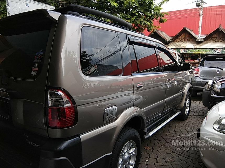 Jual Mobil  Isuzu  Panther  2014 GRAND  TOURING  2 5 di Jawa  