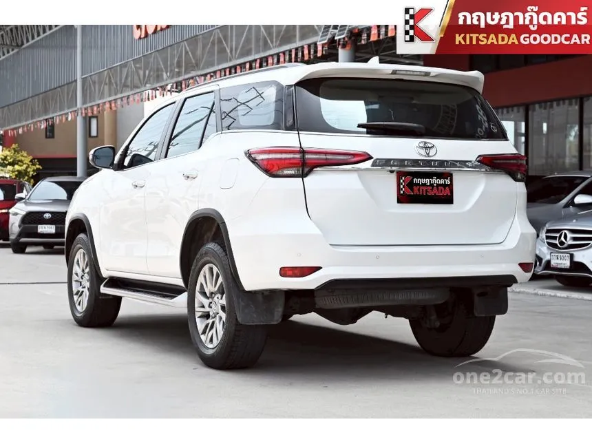 2022 Toyota FORTUNER V SUV