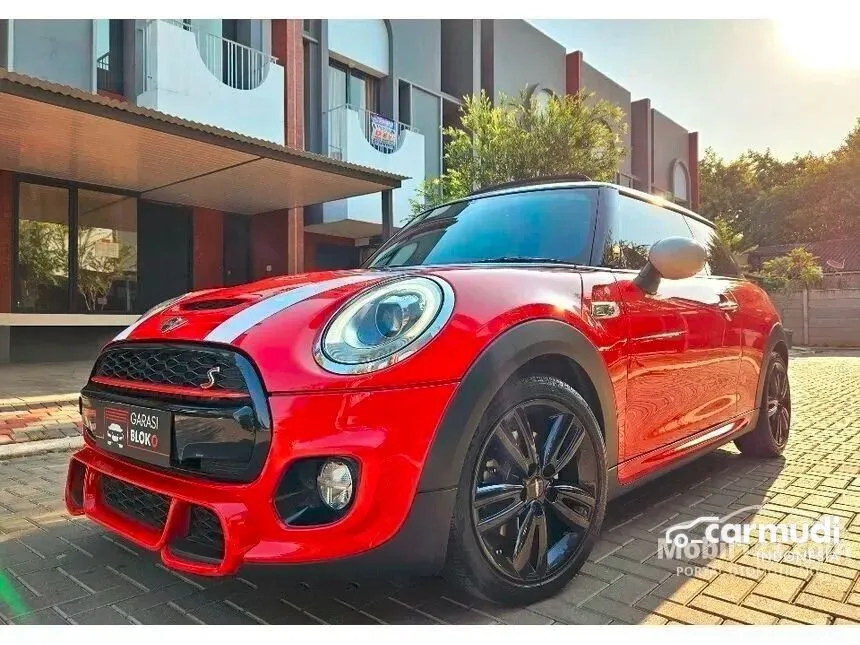 2015 MINI Cooper S Hatchback