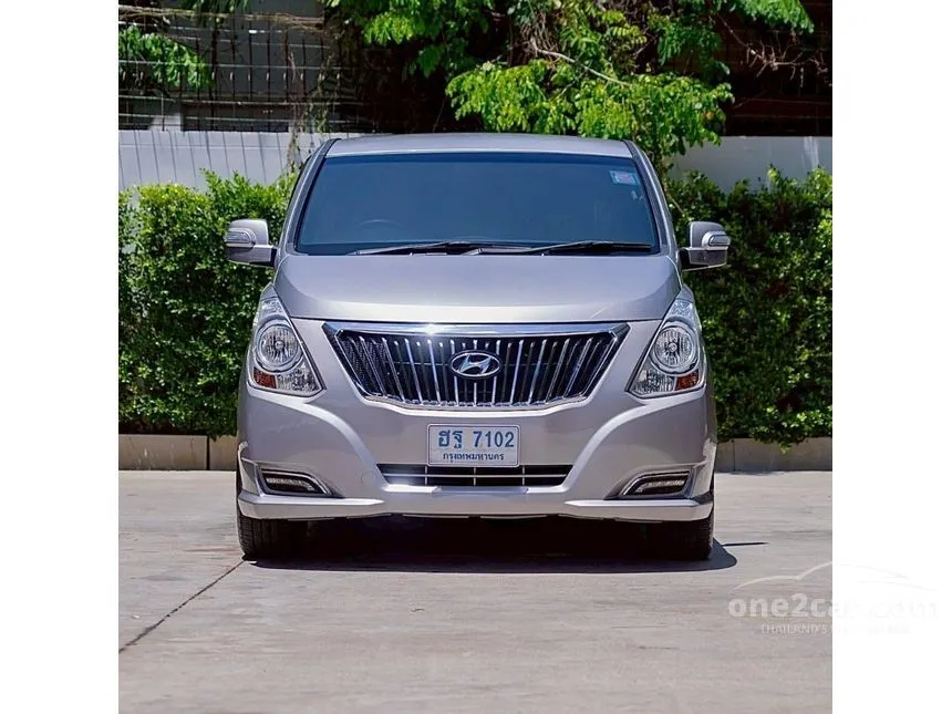 2018 Hyundai H-1 Elite Van