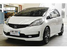 2011 Honda Jazz 1.5 (ปี 08-14) SV i-VTEC Hatchback AT
