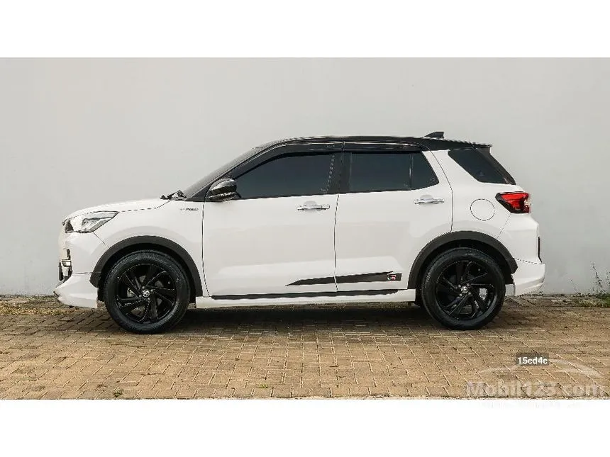 2022 Toyota Raize GR Sport (2 Tone) SUV