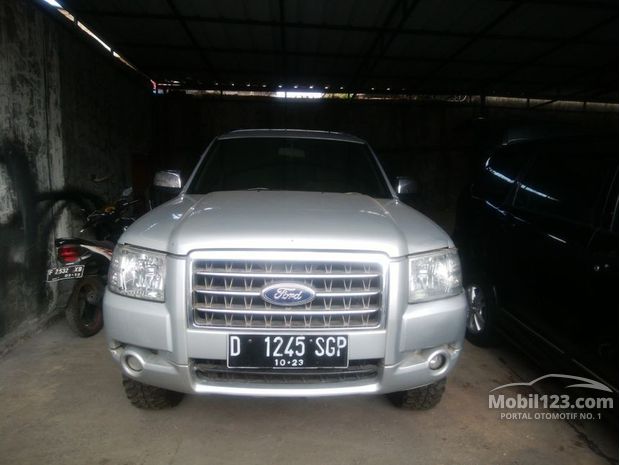 Ford Everest Mobil Bekas Baru dijual di Indonesia - Dari 