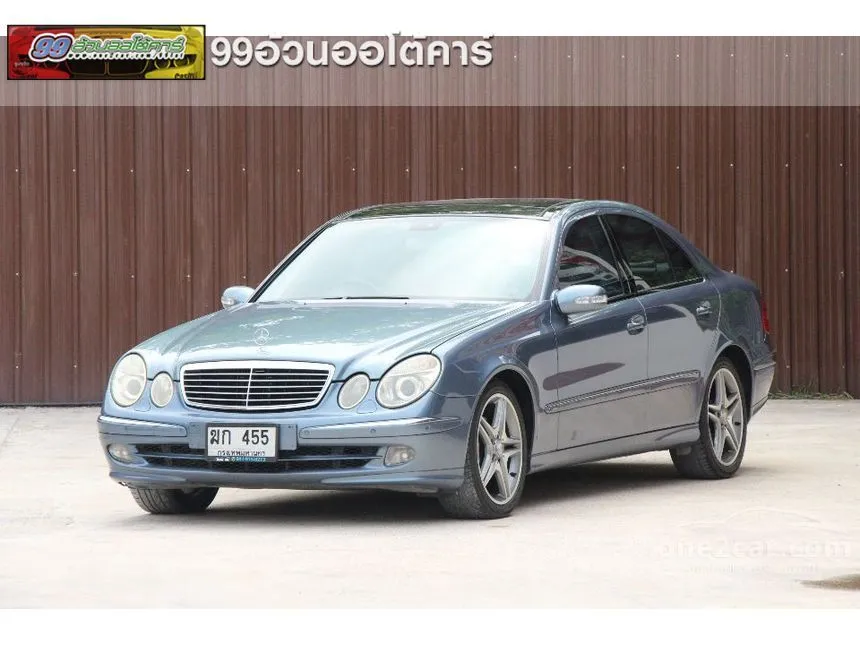 2005 Mercedes-Benz E200 Kompressor Avantgarde Sedan