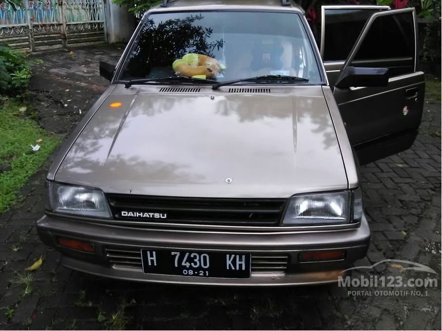 Jual Mobil Daihatsu Charade 1986 1.0 di Jawa Tengah Manual 