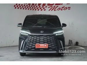 2024 Lexus LM 350h 2.5 7 Seater MPV