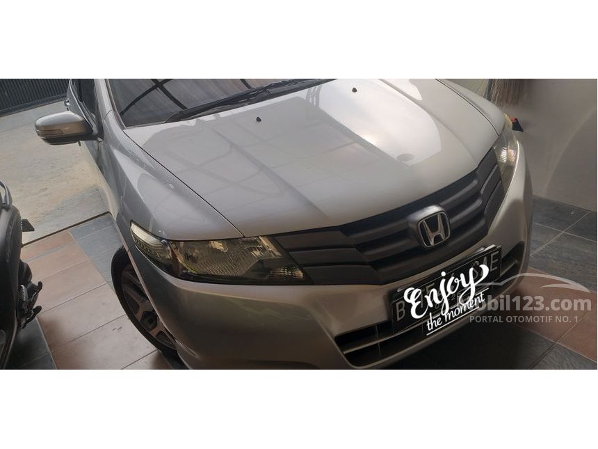 Jual Mobil Honda City 2011 E 1.5 di Jawa Barat Automatic Sedan Silver