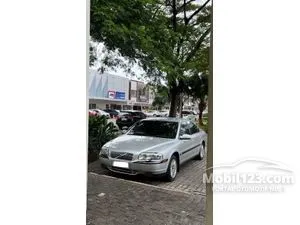 2002 Volvo S80 2.4 Sedan