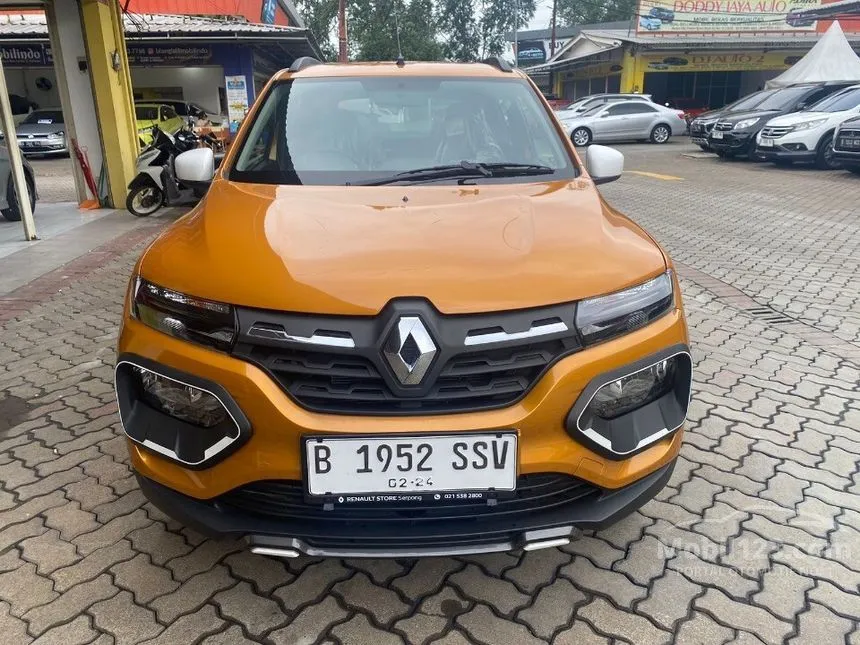 Jual Mobil Renault Kwid 2022 Climber 1.0 di Banten Automatic Hatchback Orange Rp 135.000.000