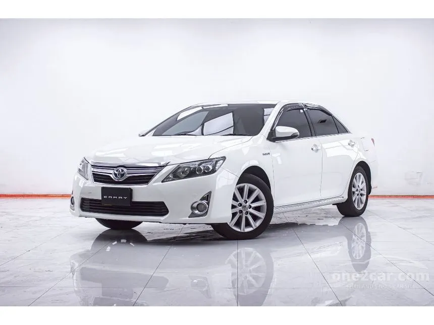 2014 Toyota CAMRY Hybrid Sedan