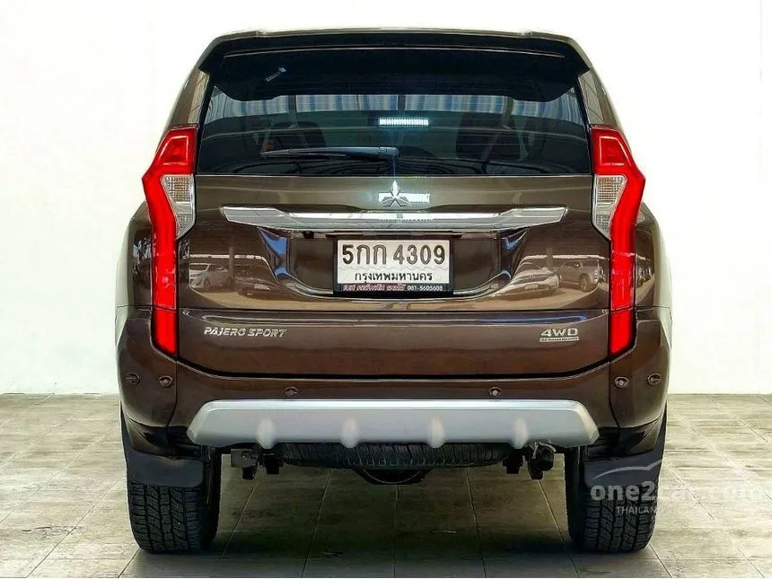 2016 Mitsubishi PAJERO SPORT GT Premium SUV