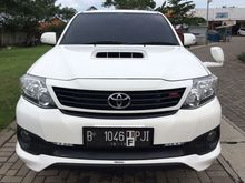 FORTUNER Diesel AT TRD Sportivo VNT Turbo 2014 Putih Super Istimewa