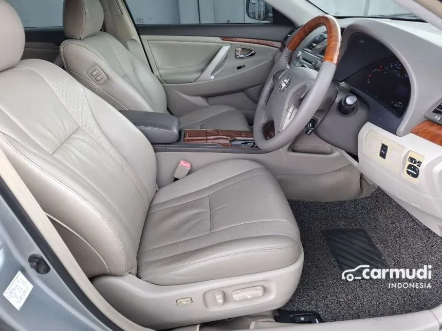 2011 Toyota Camry V Sedan