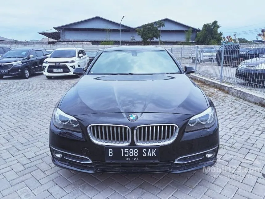 Jual Mobil BMW 520i 2014 Modern 2.0 di DKI Jakarta Automatic Sedan Hitam Rp 390.000.000