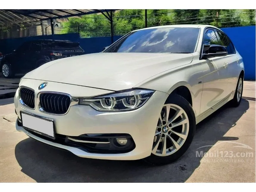 Jual Mobil BMW 320i 2016 Sport 2.0 di DKI Jakarta Automatic Sedan Putih ...