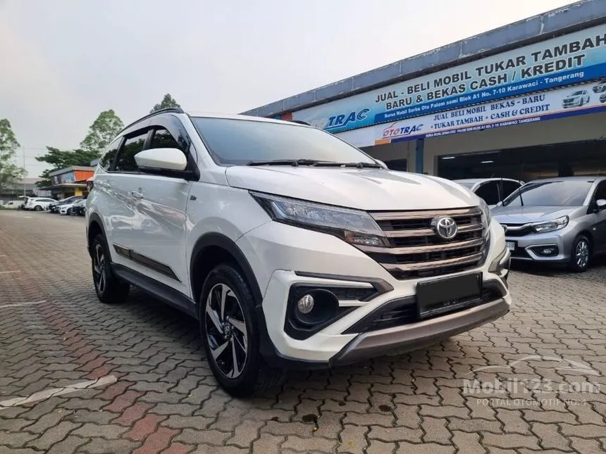 Jual Mobil Toyota Rush 2022 S GR Sport 1.5 di Banten Automatic SUV Putih Rp 229.500.000