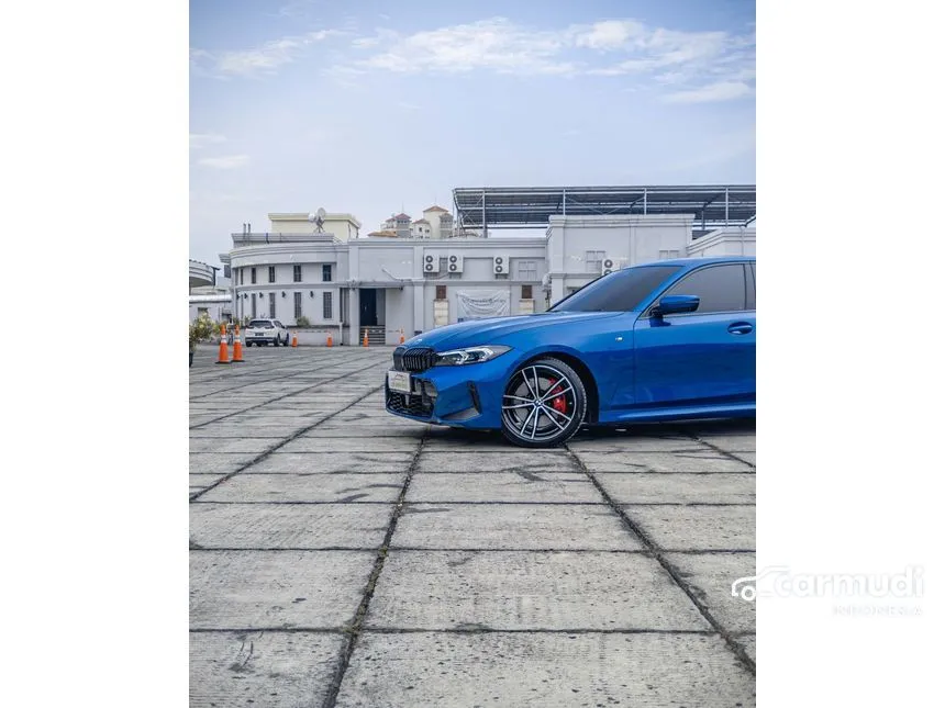 2024 BMW 330i M Sport Pro Sedan