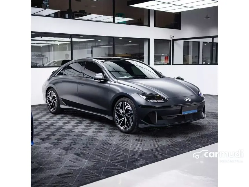 2024 Hyundai IONIQ 6 Signature Long Range Sedan