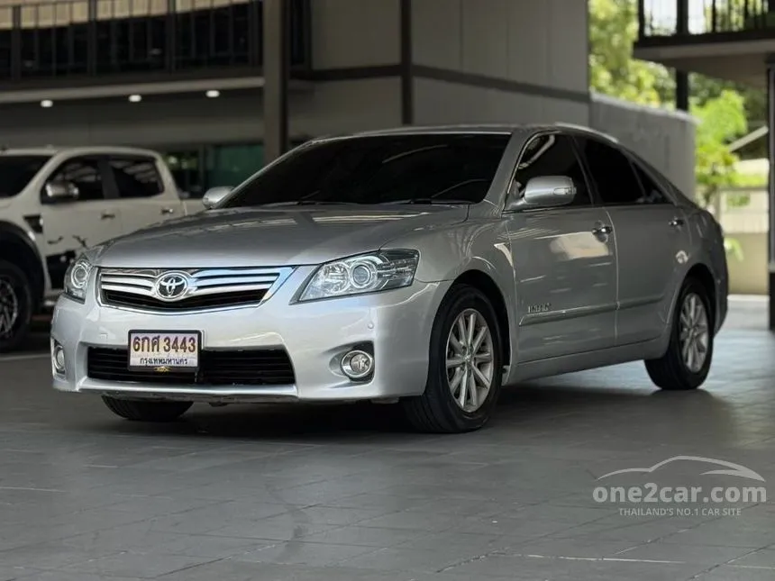 2011 Toyota CAMRY Hybrid Sedan
