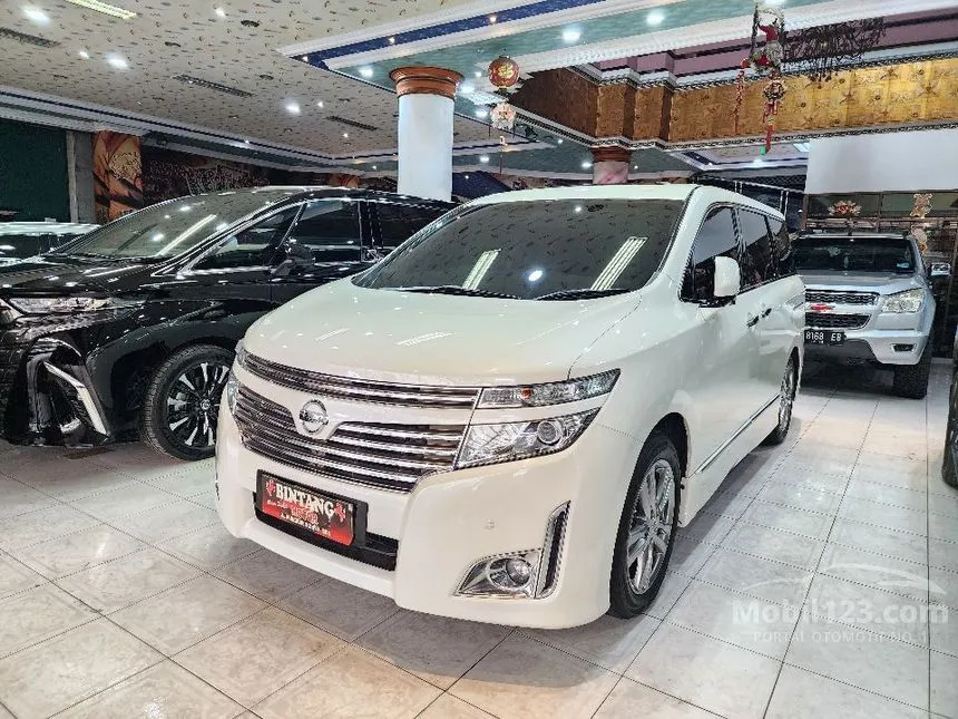 2014 Nissan Elgrand Highway Star Leather MPV