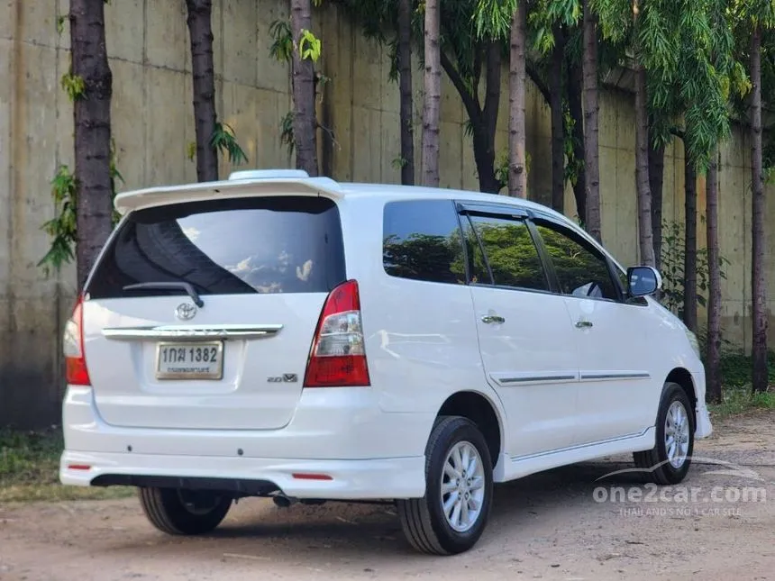 2012 Toyota INNOVA V Wagon