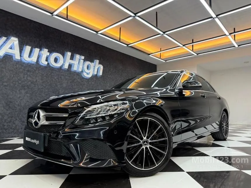 2019 Mercedes-Benz C200 EQ Boost Avantgarde Line Sedan