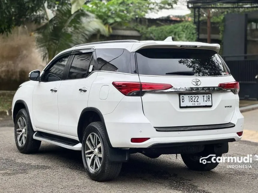 2019 Toyota Fortuner VRZ 4X2 SUV