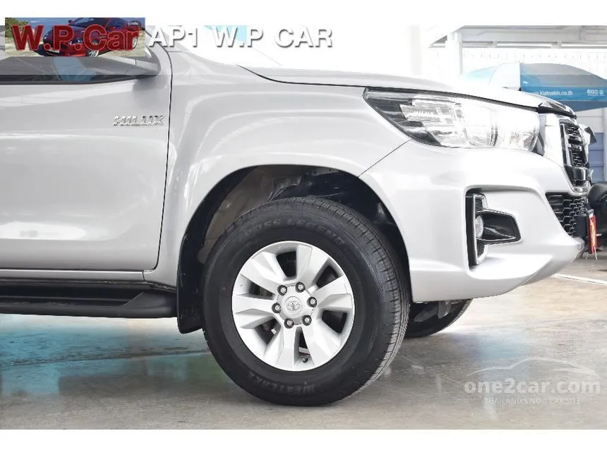 2018 Toyota HILUX REVO E Prerunner Smart Cab Pickup