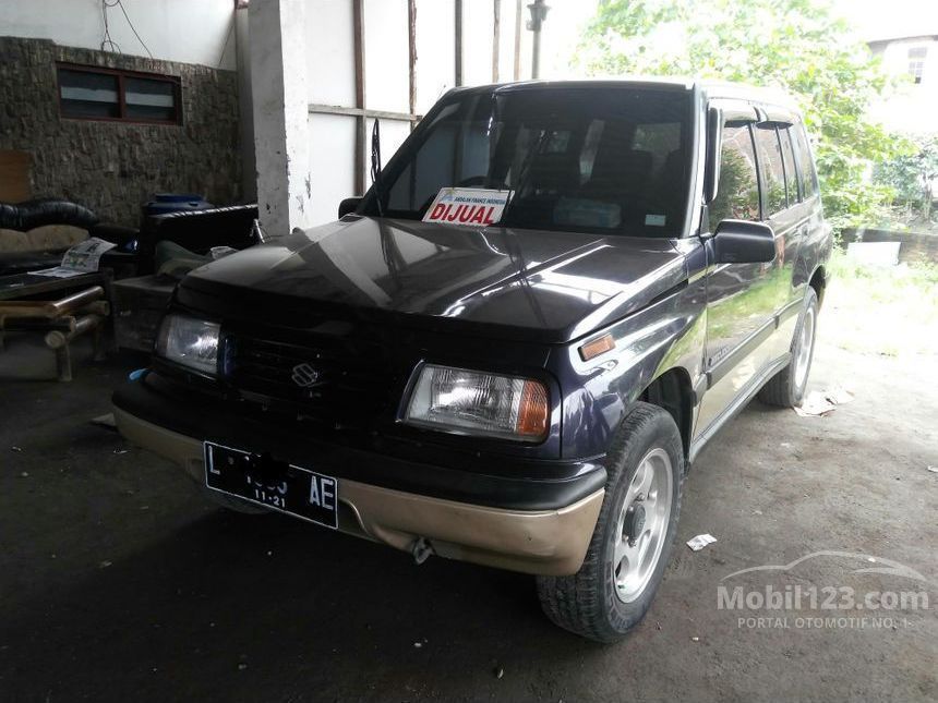 Jual Mobil Suzuki Escudo 1996 JLX 1.6 di Jawa Timur Manual Jual Mobil Suzuki Escudo 1996 JLX 1.6 di Jawa Timur Manual