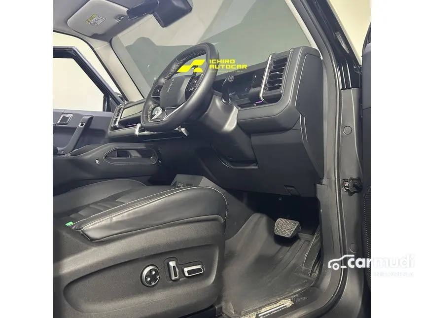 2025 Chery Omoda J6 EV IWD Phantom Edition SUV