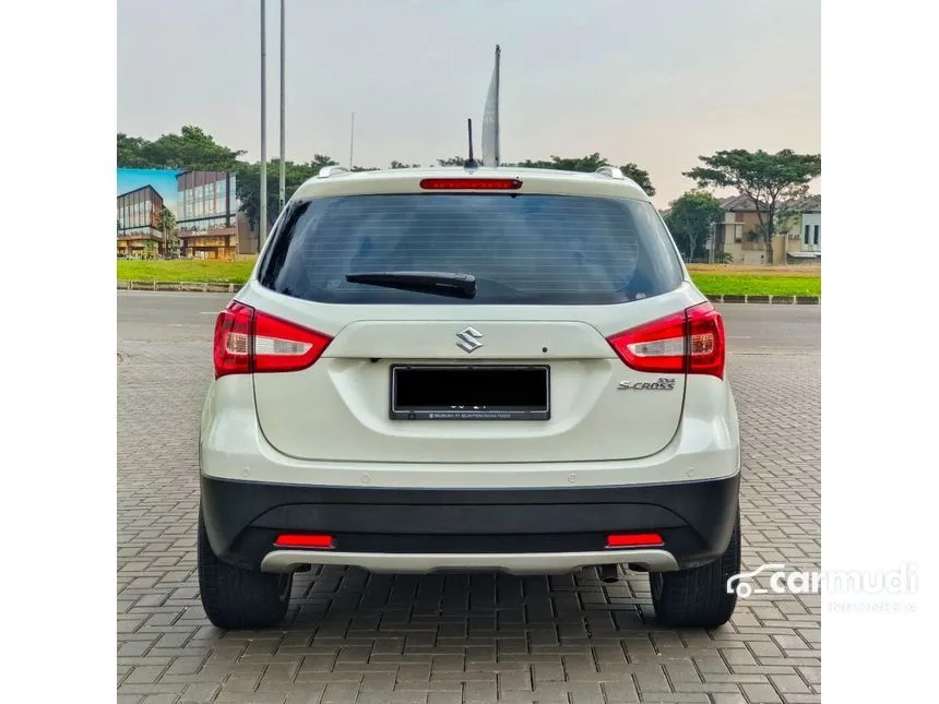 2022 Suzuki SX4 S-Cross Hatchback