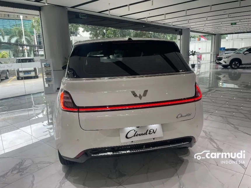 2024 Wuling Cloud EV EV Hatchback