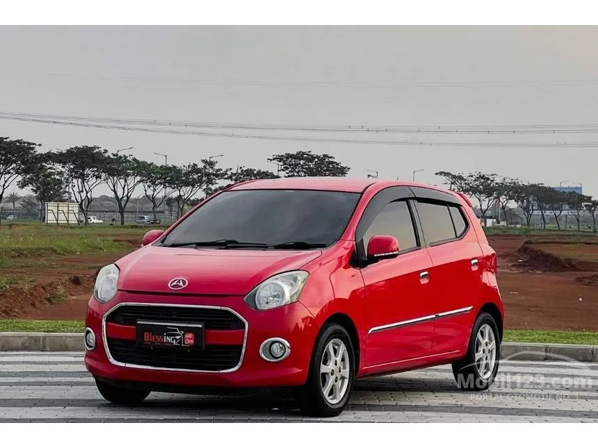 2015 Daihatsu Ayla X Airbag Hatchback