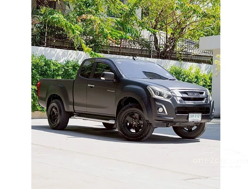 2017 Isuzu D-MAX Hi-Lander Z Space Cab Pickup