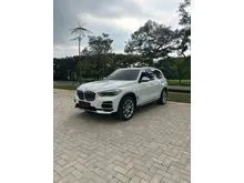 2022 BMW X5 3.0 xDrive40i xLine SUV White on Brown Odo 12 Rb (TERMURAH)