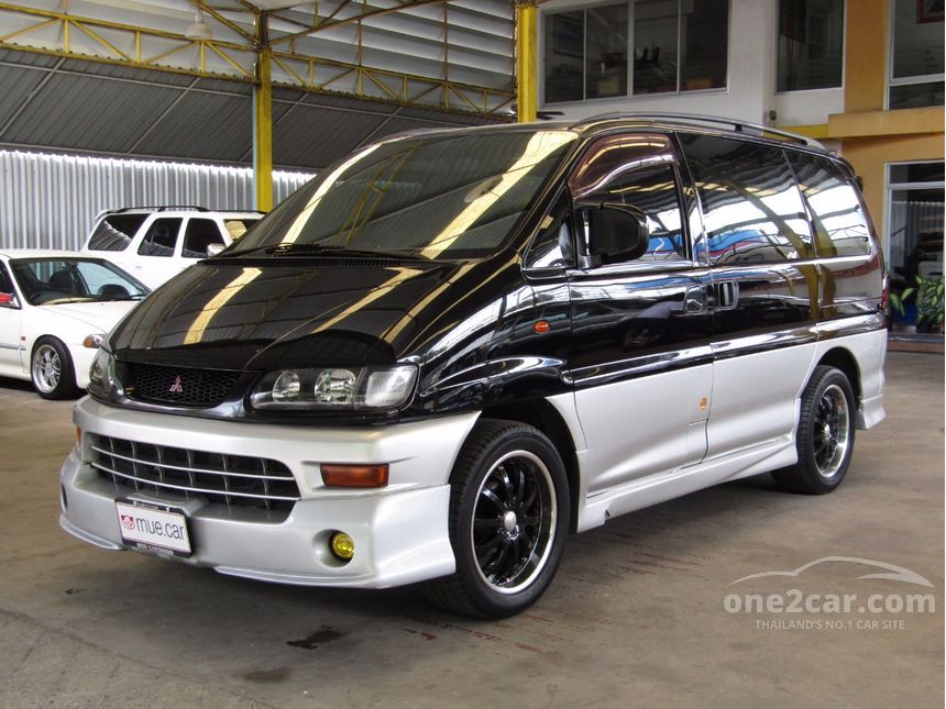 Mitsubishi delica space gear