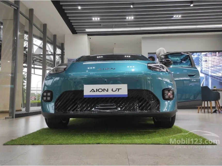 2026 GAC AION UT Premium Hatchback